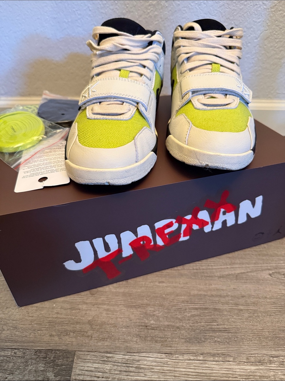 Jordan Jumpman Jack TR Travis Scott Bright Cactus